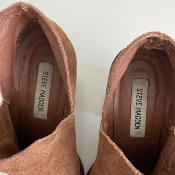 Steve Madden Women’s Brown Suede Pull-On Almond Toed Bootie - 3.5” Heel - Size 8 - Picture 7 of 10